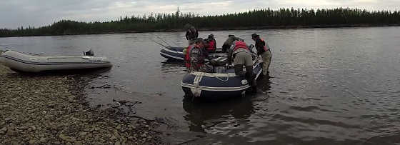 Рыбалка в Якутии с лодки видео