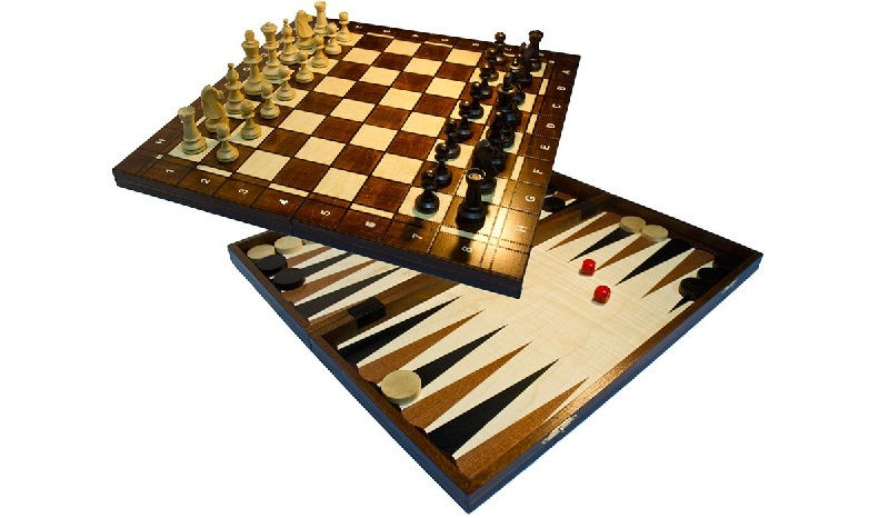 i игра шахматы на деньги онлайн