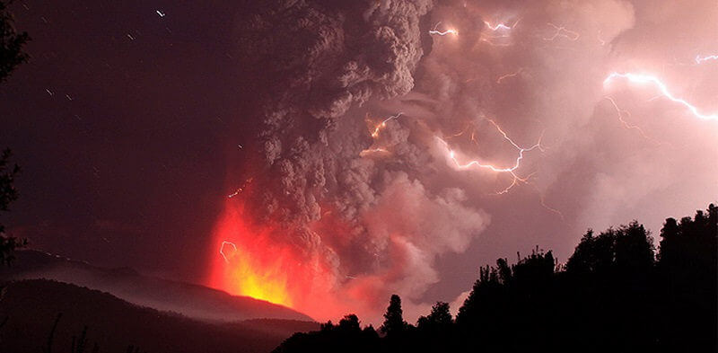 Извержение вулкана Пуйеуэ