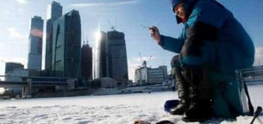 Видео зимней рыбалке на Москве-реке