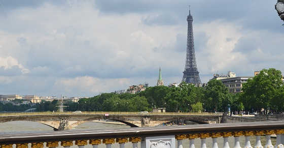 10 лучших мест для посещения в Париже