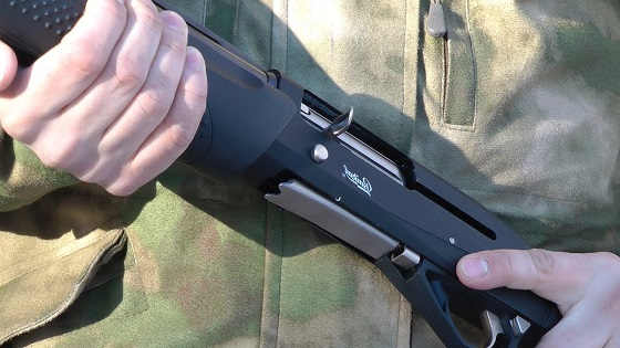 МР-155 против Armsan A612