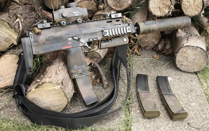 Пистолет-пулемет HK MP7A1