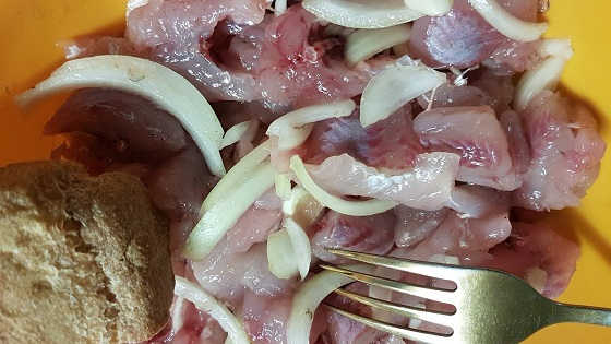 Закуска из окуня