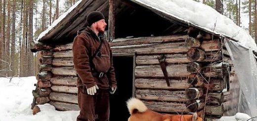 Зимняя рыбалка с ночёвкой в избе