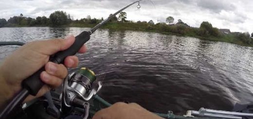 Рыбалка с лодки на джиг