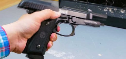 Пневматический пистолет Crosman PFAM9B