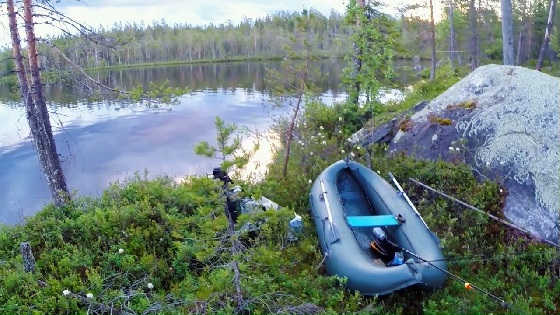 РЫБАЛКА НА ГЛУХОМ ТАЁЖНОМ ОЗЕРЕ