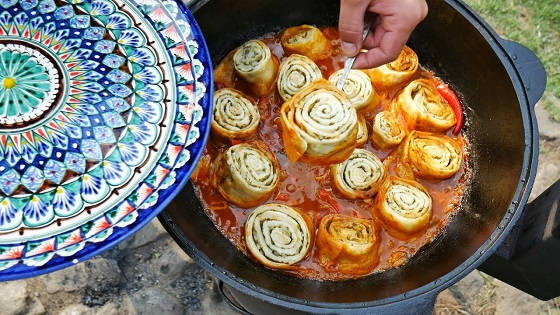 ЧАХОХБИЛИ ИЗ УТКИ В КАЗАНЕ НА КОСТРЕ