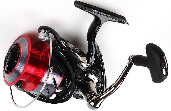 Обзор катушки Daiwa Ninja 3000A