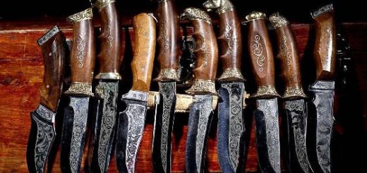 Охотничьи ножи разного вида