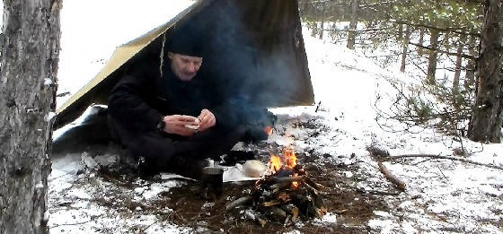 Зимний бушкрафт с плащ палаткой