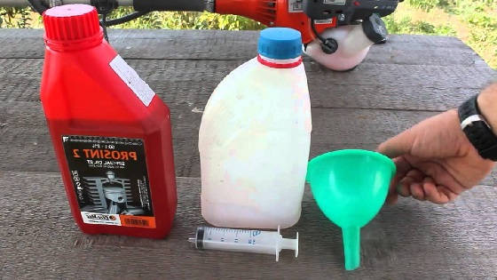 Как правильно развести бензин с маслом для лодочного мотора
