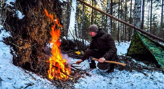 Ночевка в лесу в стиле бушкрафт