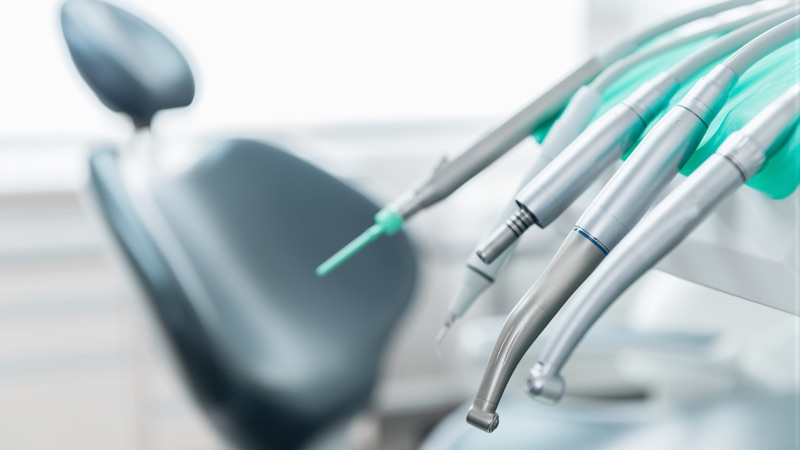 стоматологическое оборудование и материалы