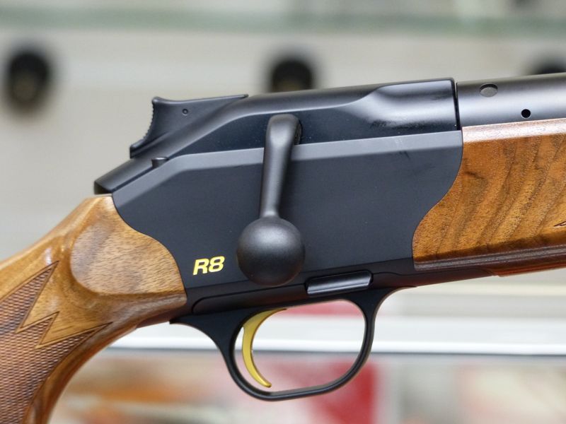 Blaser R8