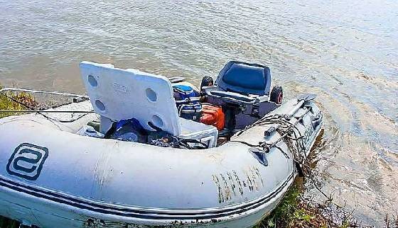 ЗА хищной РЫБОЙ с лодкой В ЖАРУ