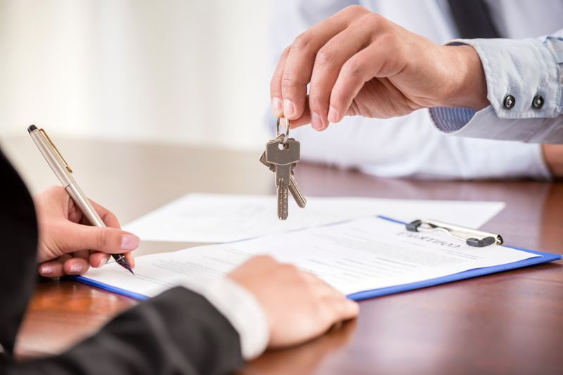 Сделки с недвижимостью: покупка, продажа, аренда