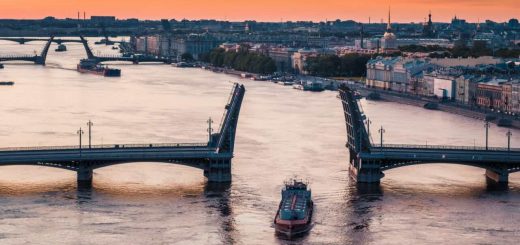 Разводные мосты в Санкт-Петербурге