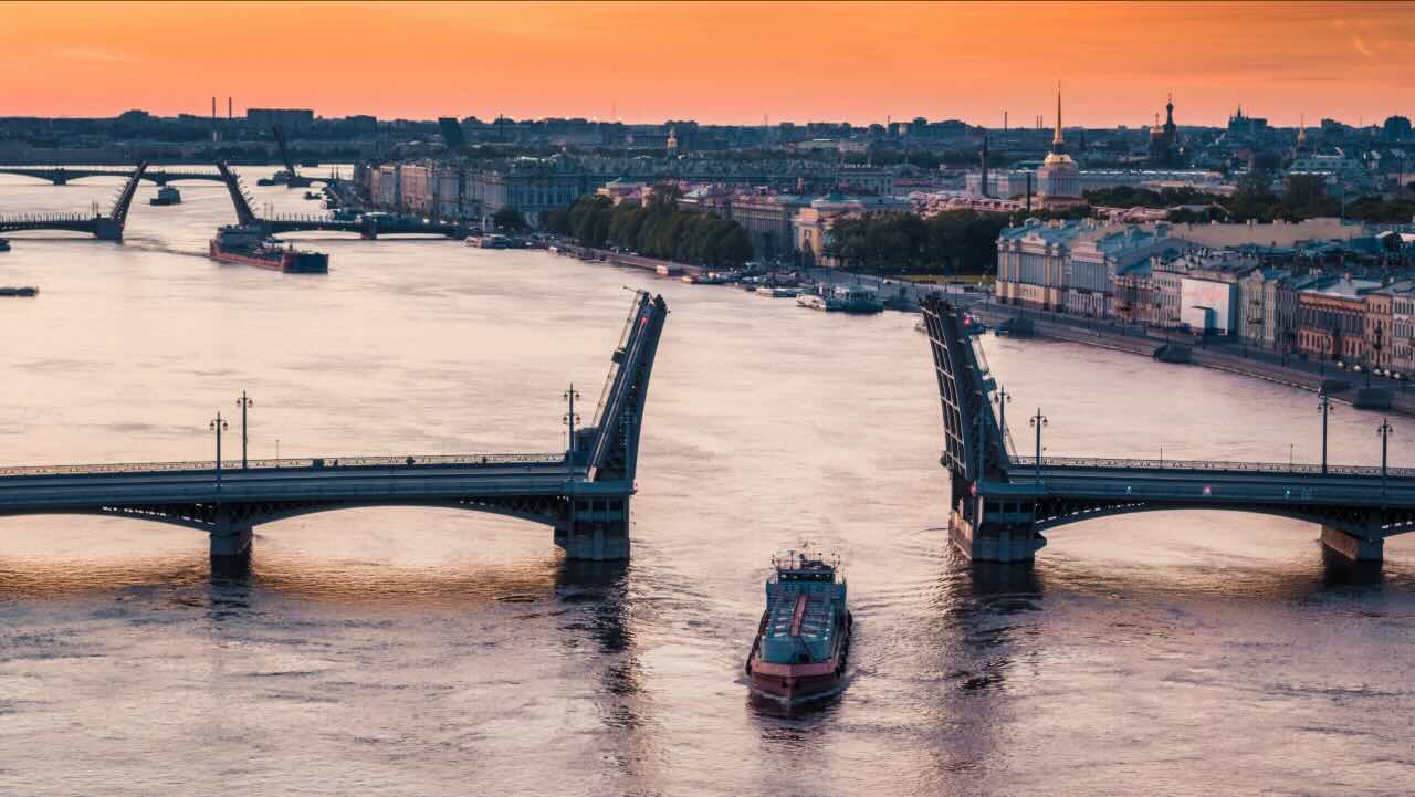 Разводные мосты в Санкт-Петербурге