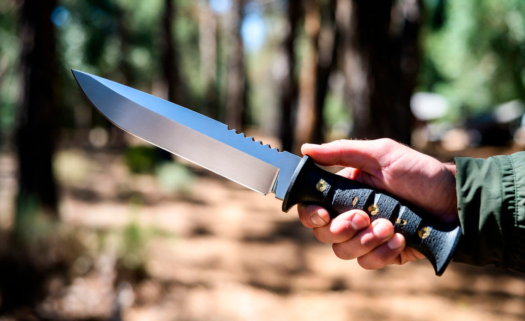 Благодаря фильмам про Рэмбо укоренился образ идеального ножа как огромного, устрашающего тесака.